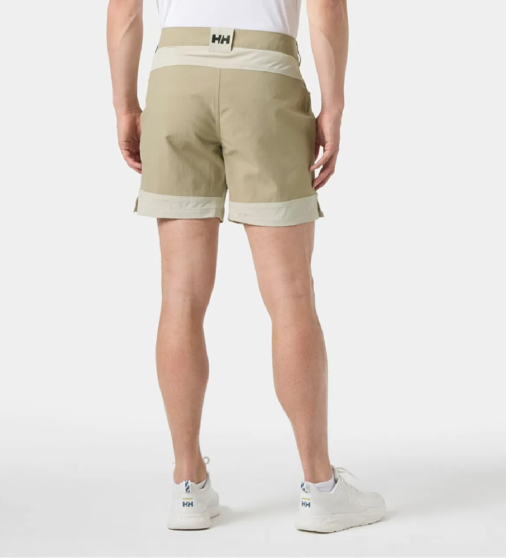 Helly Hansen für Herren. 34585 Kurze Hosen Hp Calvi grün (32), Lässig, Sportlich, Nylon, Multisport